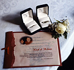 wedding invitation with rings